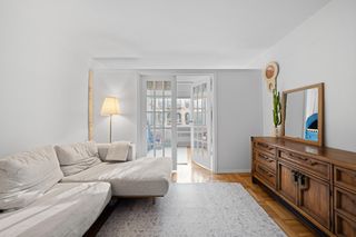 435 E 77th Street # 5F, New York City, NY 10075