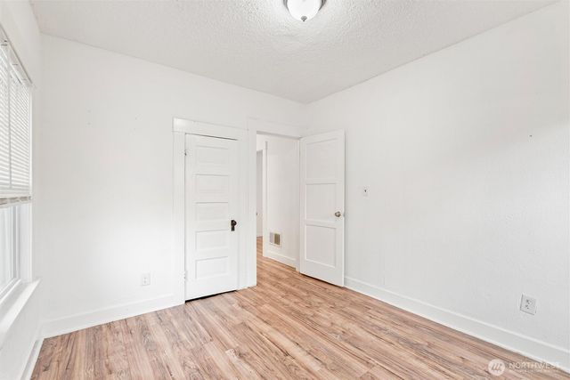3561 E M Street, Tacoma, WA 98404