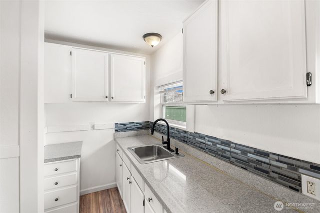 3561 E M Street, Tacoma, WA 98404