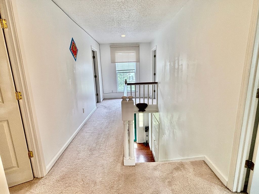 Image 17 of property listing at 1409 Plum Avenue, Mt Vernon, IL 62864