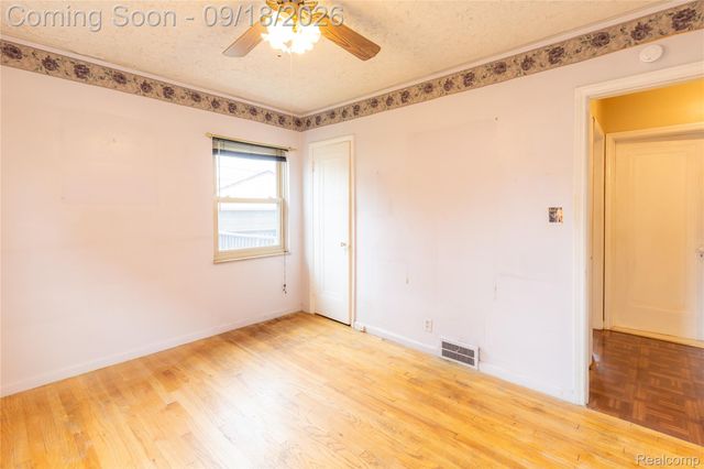 4420 Lapham Street, Dearborn, MI 48126