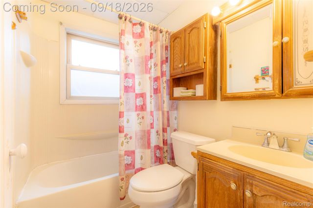 4420 Lapham Street, Dearborn, MI 48126