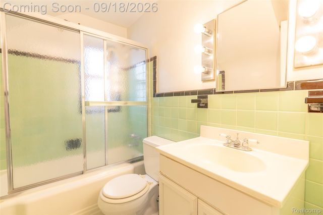 4420 Lapham Street, Dearborn, MI 48126