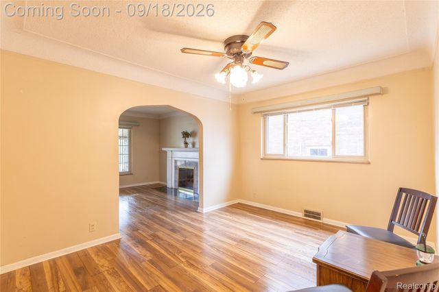 4420 Lapham Street, Dearborn, MI 48126
