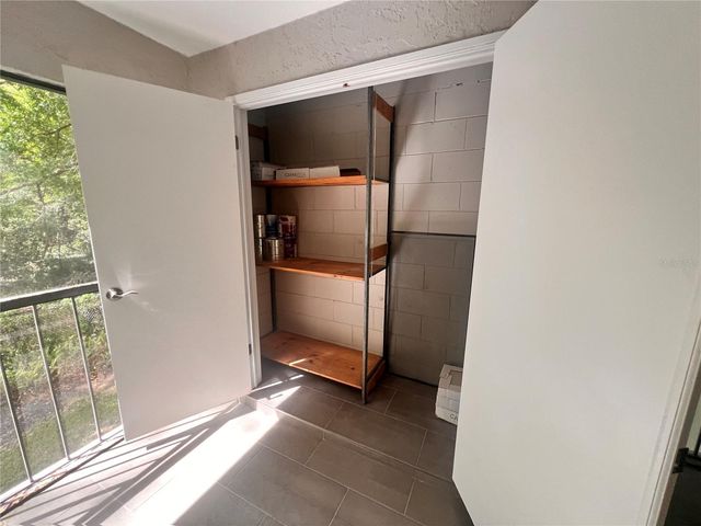 17 ESCONDIDO CIRCLE 239, Altamonte Springs, FL 32701