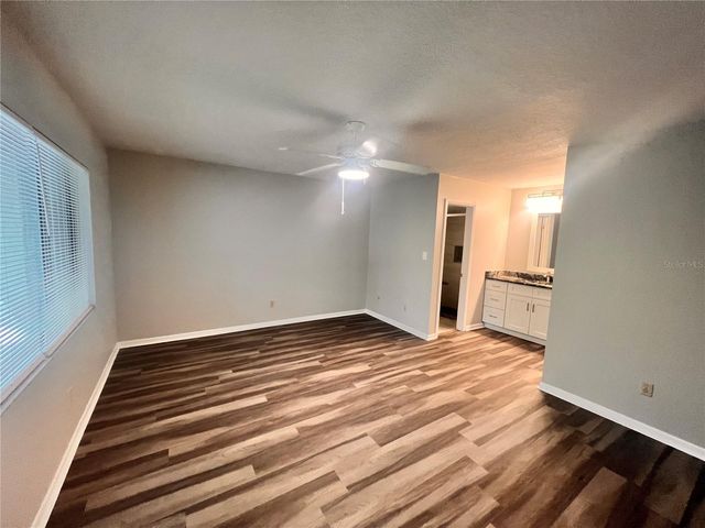 17 ESCONDIDO CIRCLE 239, Altamonte Springs, FL 32701