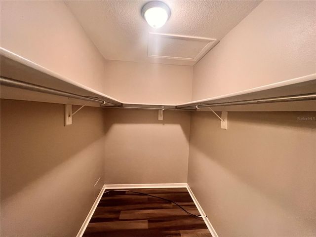 17 ESCONDIDO CIRCLE 239, Altamonte Springs, FL 32701