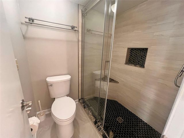 17 ESCONDIDO CIRCLE 239, Altamonte Springs, FL 32701