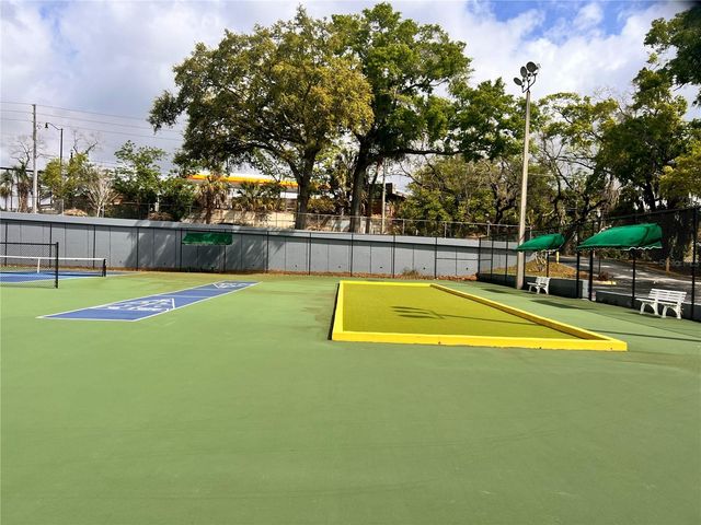 17 ESCONDIDO CIRCLE 239, Altamonte Springs, FL 32701