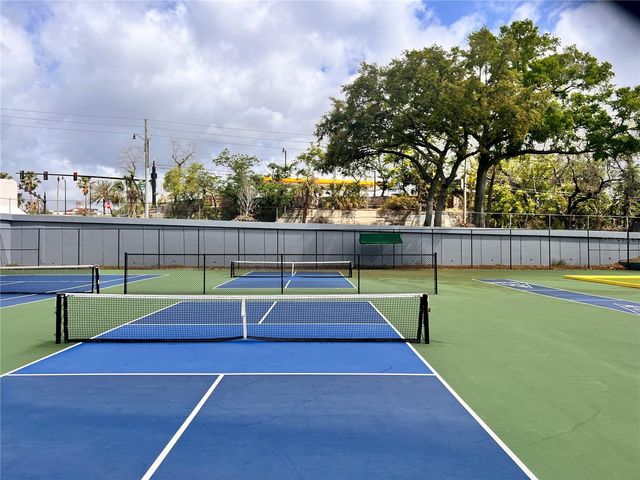 17 ESCONDIDO CIRCLE 239, Altamonte Springs, FL 32701