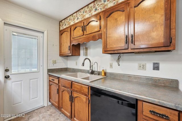 5970 E 35th Street, Tucson, AZ 85711