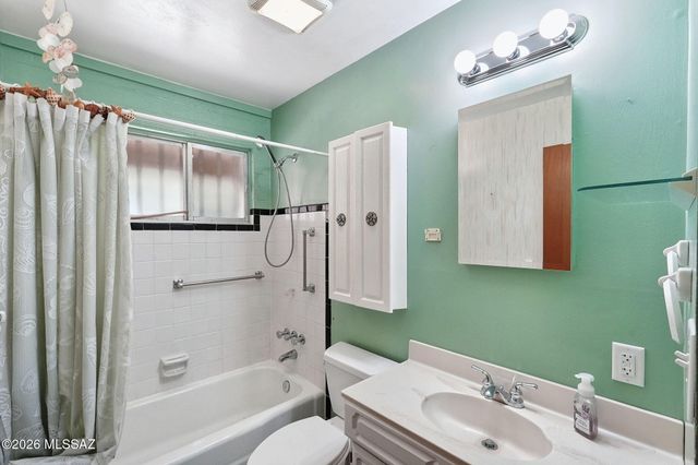 5970 E 35th Street, Tucson, AZ 85711