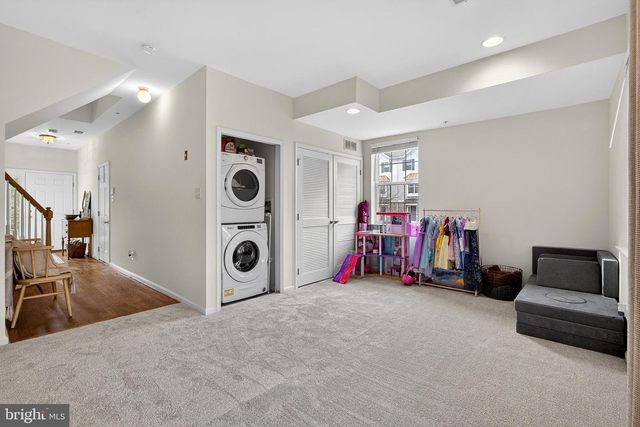 1418 BRAYDEN DR, Marcus Hook, PA 19061