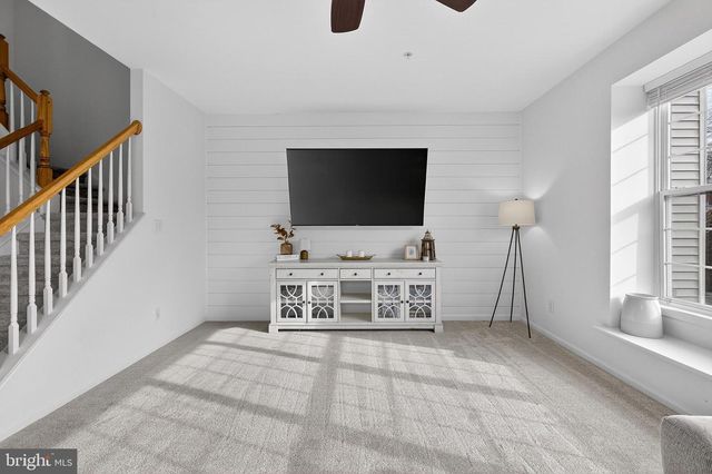 1418 BRAYDEN DR, Marcus Hook, PA 19061