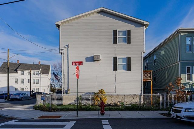 27 Silver Road 27, Everett, MA 02149