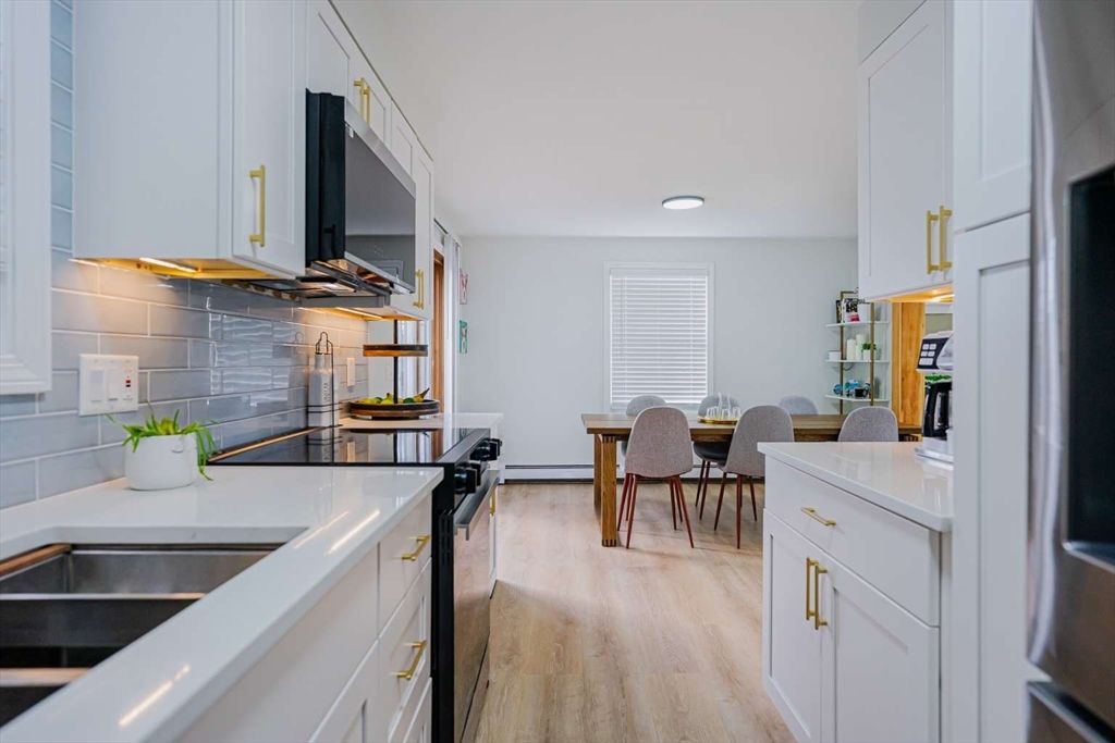 27 Silver Road 27, Everett, MA 02149