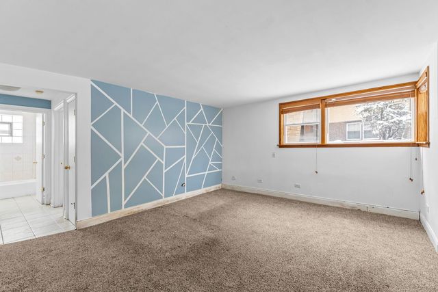26 W Conti Parkway 1N, Elmwood Park, IL 60707