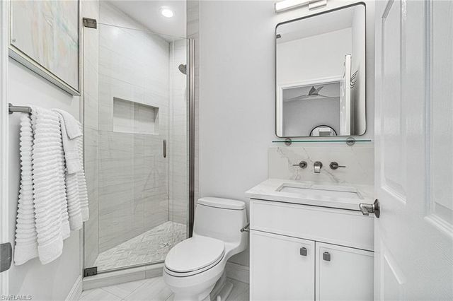 27175 Oakwood Lake DR 201, Bonita Springs, FL 34134