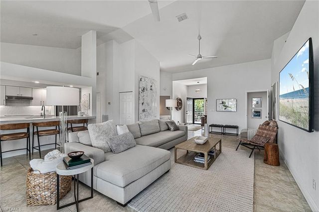 27175 Oakwood Lake DR 201, Bonita Springs, FL 34134