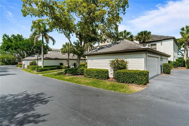 27175 Oakwood Lake DR 201, Bonita Springs, FL 34134
