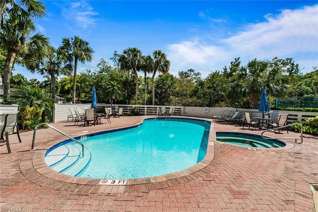 27175 Oakwood Lake DR 201, Bonita Springs, FL 34134