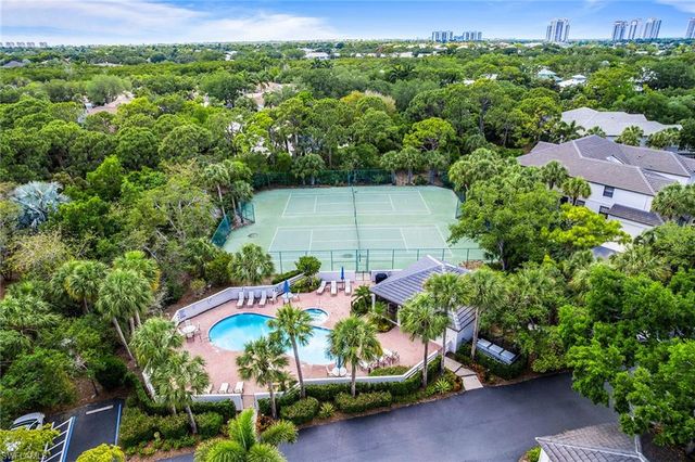 27175 Oakwood Lake DR 201, Bonita Springs, FL 34134