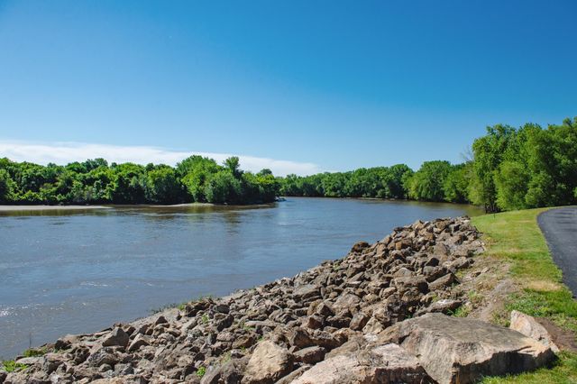 1921 Ravine Road, Carver, MN 55315