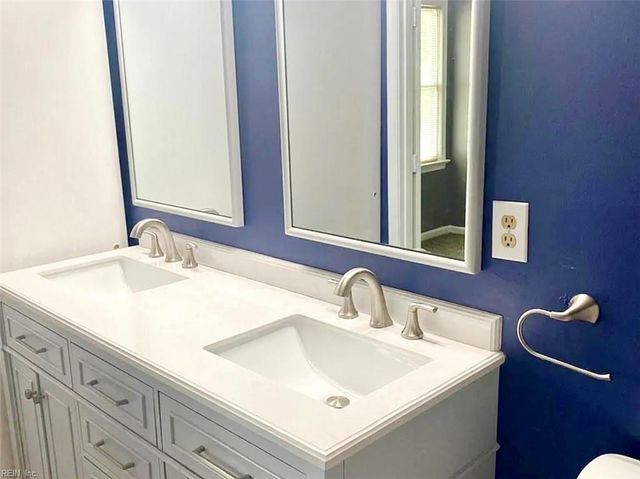 6 Ebbing QUAY # 6H, Hampton, VA 23666
