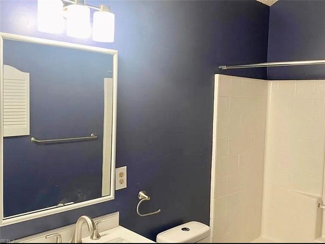 6 Ebbing QUAY # 6H, Hampton, VA 23666