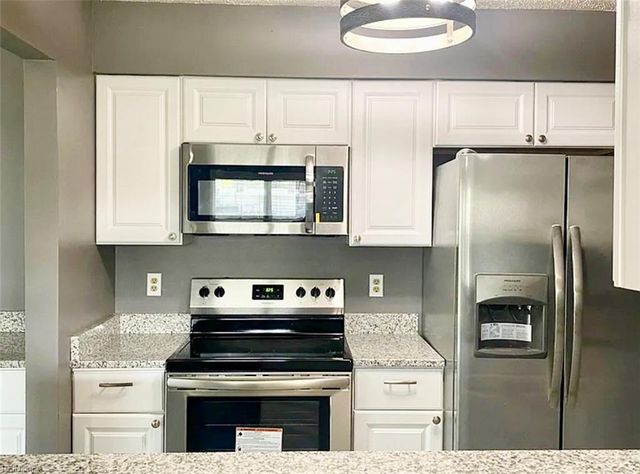 6 Ebbing QUAY # 6H, Hampton, VA 23666