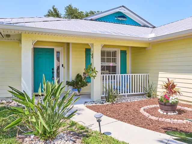 743 SW Mccoy Avenue, Port St. Lucie, FL 34953