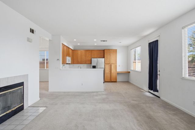 442 Olivine Ave, Lathrop, CA 95330