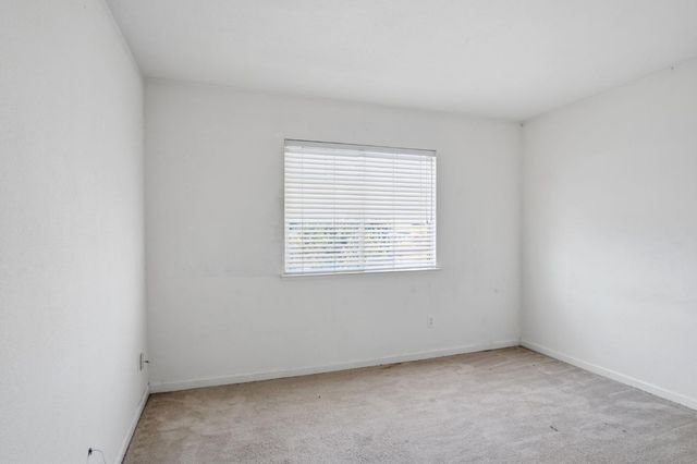 442 Olivine Ave, Lathrop, CA 95330