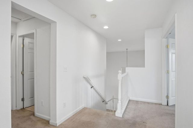 442 Olivine Ave, Lathrop, CA 95330