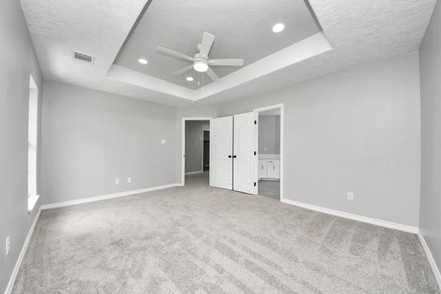 1105 E Kyle Road, Clute, TX 77531
