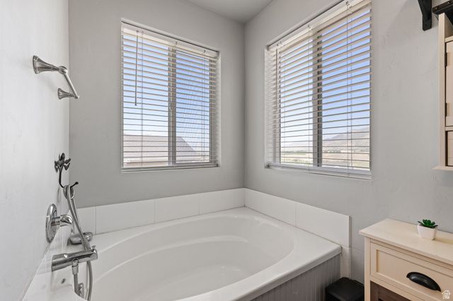 1043 VALLEY VIEW DR, Santaquin, UT 84655