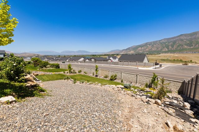 1043 VALLEY VIEW DR, Santaquin, UT 84655