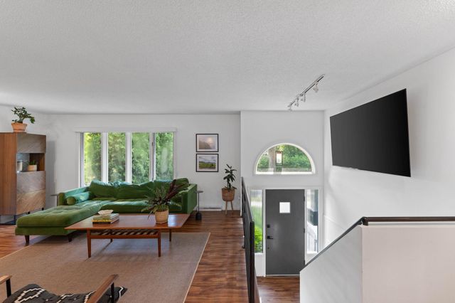 4004 Upton Avenue S, Minneapolis, MN 55410