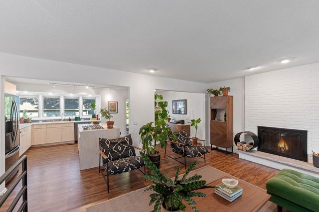 4004 Upton Avenue S, Minneapolis, MN 55410