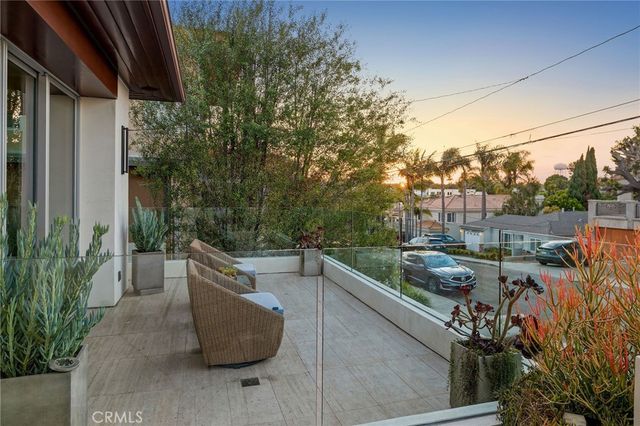 1626 1st Street, Manhattan Beach, CA 90266