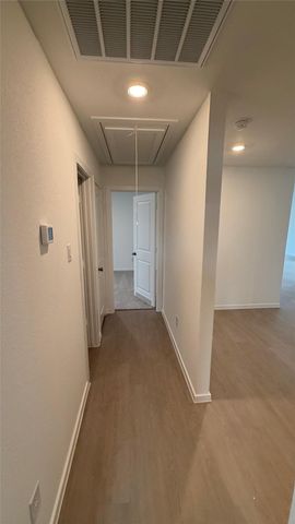 9226 Speckled Trout Drive, Baytown, TX 77521