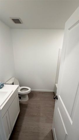 9226 Speckled Trout Drive, Baytown, TX 77521