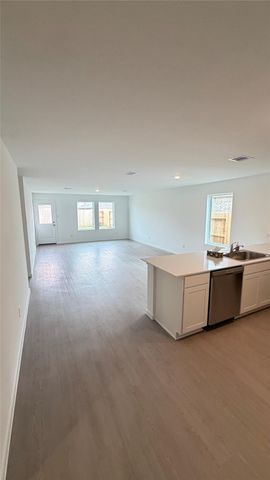 9226 Speckled Trout Drive, Baytown, TX 77521