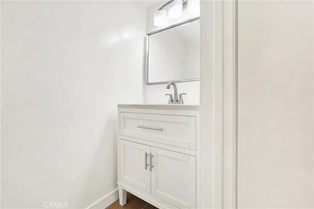10 Evening Shadow, Irvine, CA 92603
