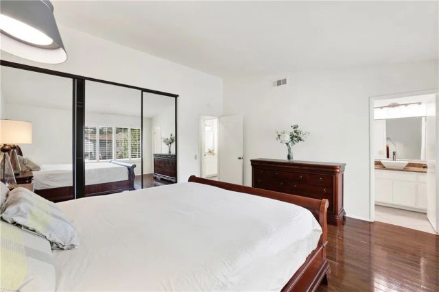 10 Evening Shadow, Irvine, CA 92603