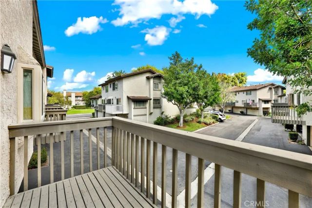 10 Evening Shadow, Irvine, CA 92603