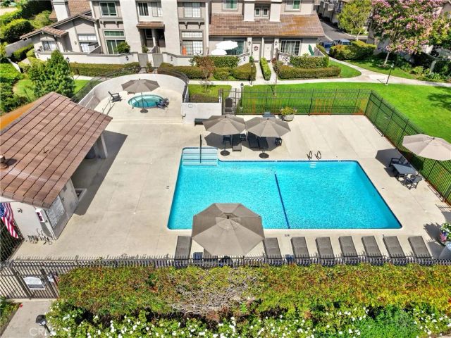 10 Evening Shadow, Irvine, CA 92603