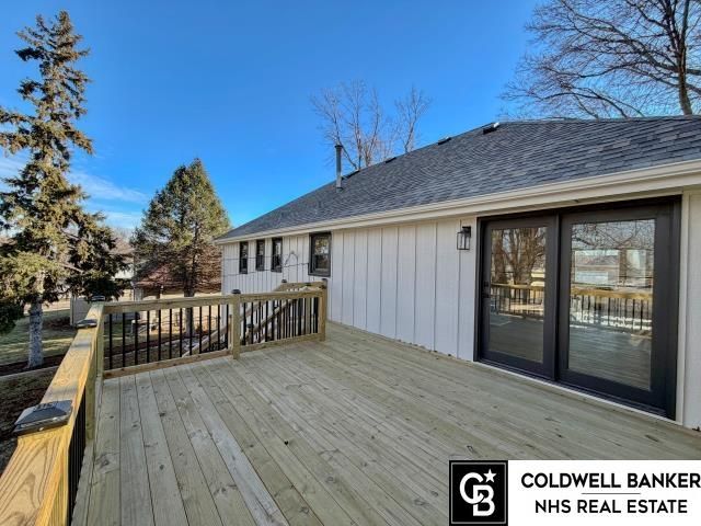 504 Shannon Road, Papillion, NE 68046