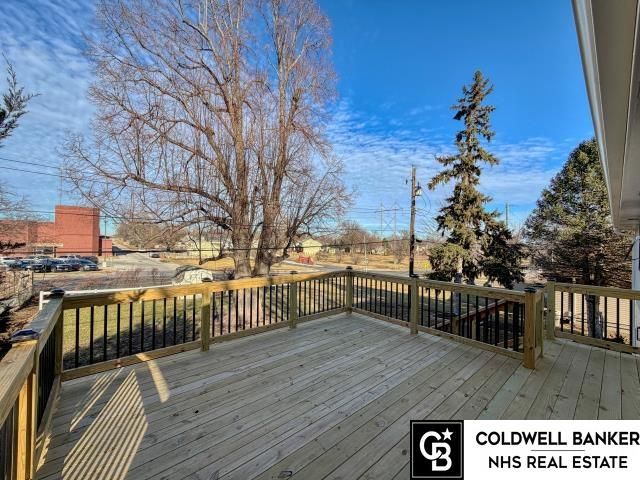 504 Shannon Road, Papillion, NE 68046