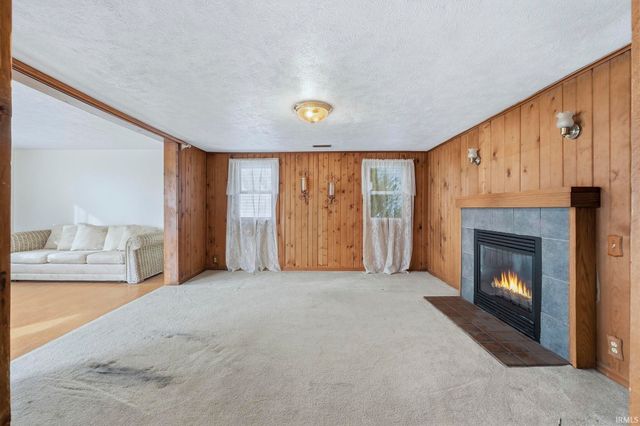 735 Lane 274 Crooked Lake, Angola, IN 46703